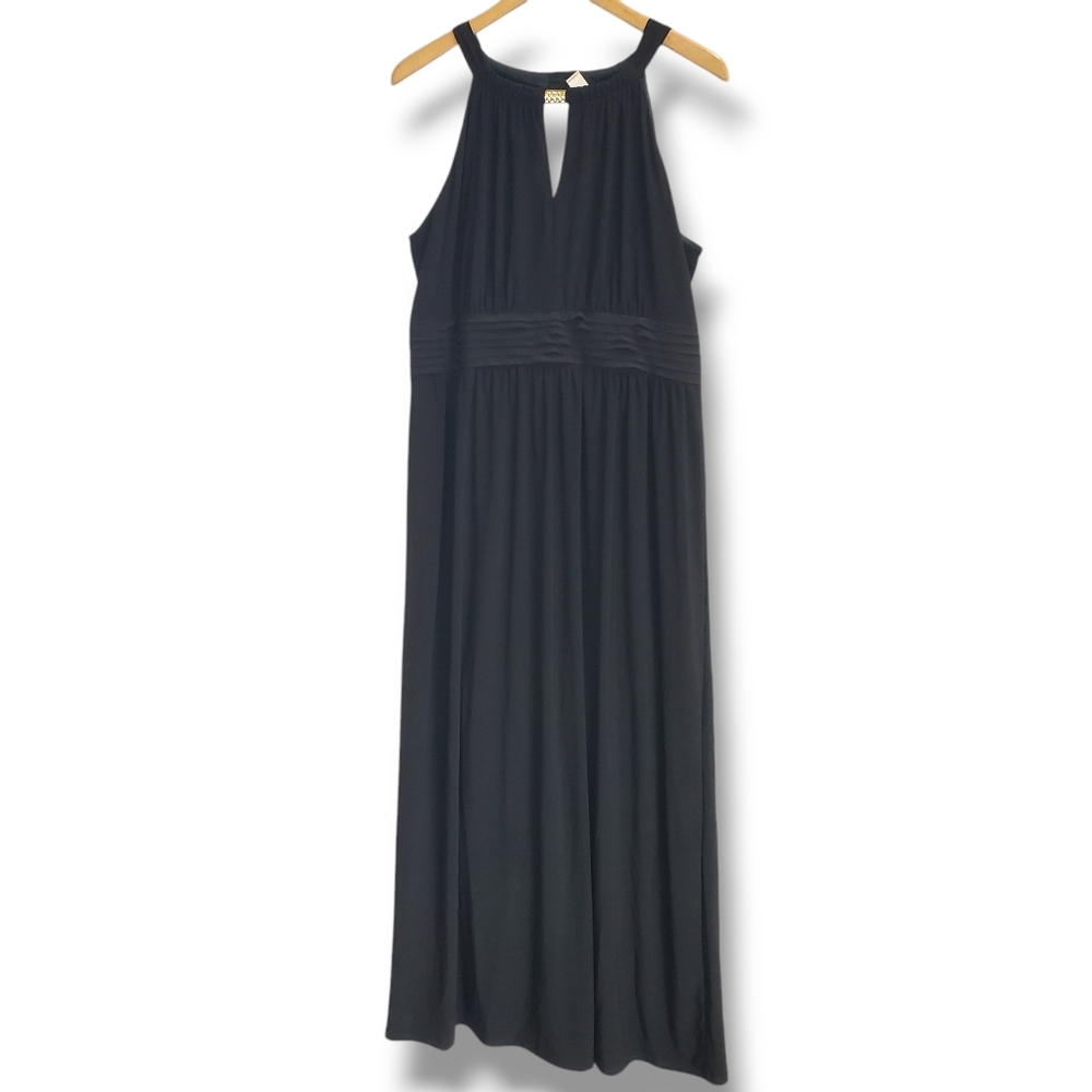 Emma & Michelle Black Floor Length Sleeveless Gown Size XL